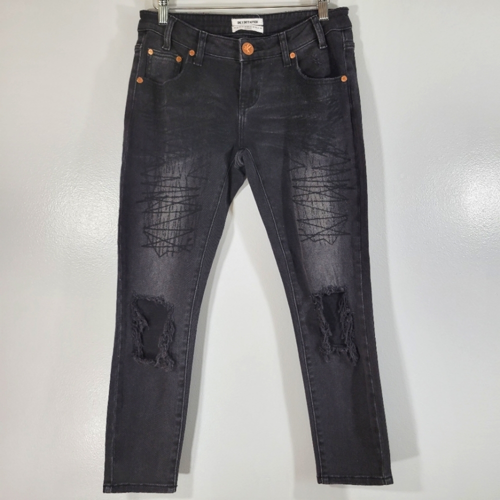 ONE x ONE TEASPOON FREEBIRD distressed faded black low rise skinny cropped jeans